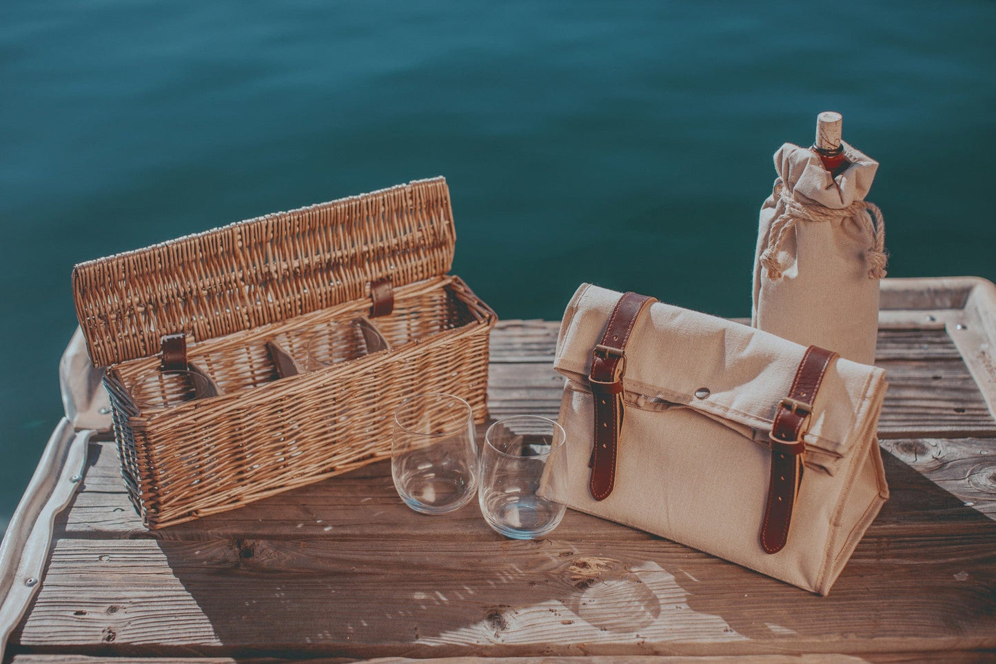 Charleston Picnic Basket by Picnic Time Family of Brands