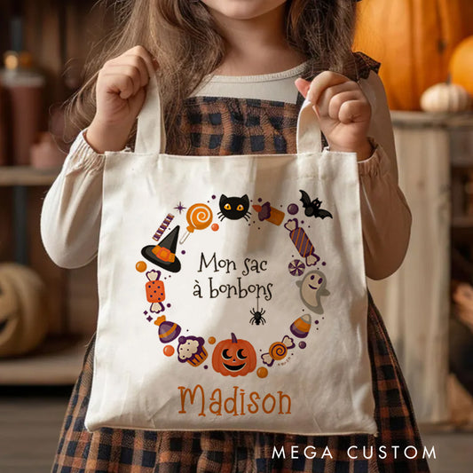 【🔥Big Sale🔥】Personalized Halloween Treat Wreath Featuring Candy Pumpkins and Cats for a Festive Accent Tote Bag