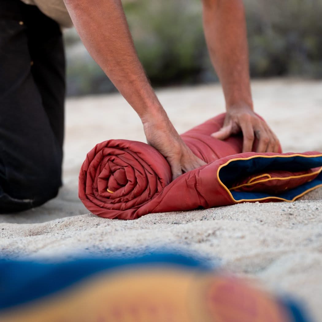 Flame Puffy Blanket - Deep Ember